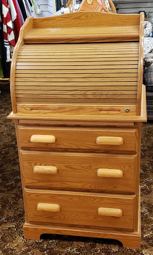 Thrift Store «Hand to Hand Thrift Store», reviews and photos, 785 Terryville Ave, Bristol, CT 06010, USA