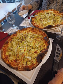 Pizza du Pizzeria La Charbonette à Bléré - n°11