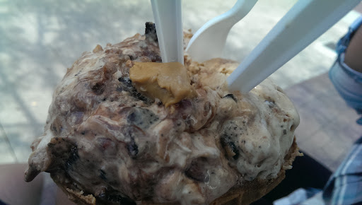 Ice Cream Shop «Cold Stone Creamery», reviews and photos, 1 Levee Way #2104, Newport, KY 41071, USA