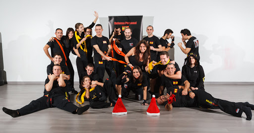 Krav Maga Alicante - Escuela de Defensa Personal - Carrer Ramon Gómez Sempere, 17, 03008 Alacant, Alicante