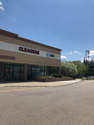 Cell Phone Store «AT&T Authorized Retailer», reviews and photos, 55 McHenry Rd, Buffalo Grove, IL 60089, USA