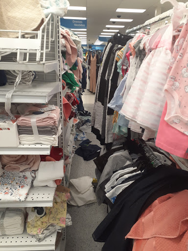 Clothing Store «Ross Dress for Less», reviews and photos, 150 S Abilene St, Aurora, CO 80012, USA