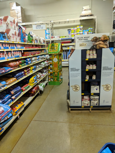Pet Supply Store «PetSmart», reviews and photos, 20530 E 13 Mile Rd, Roseville, MI 48066, USA