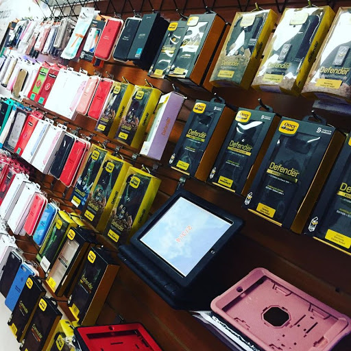 Computer Repair Service «PC 911 Computer & Cell Phone Repair», reviews and photos, 7867 Bird Rd, Miami, FL 33155, USA