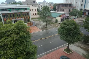 Khách Sạn Bảo Trang image
