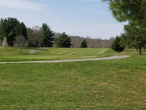 Country Club «Greenhills Country Club», reviews and photos, Old Rte 56, Ravenswood, WV 26164, USA