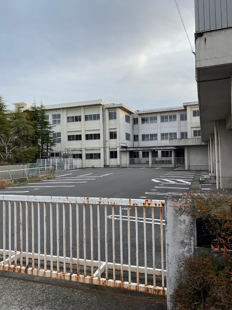 大垣市立西小学校