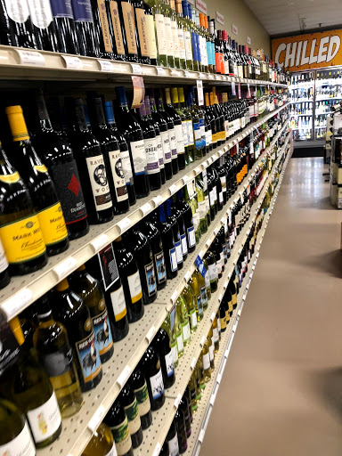 Liquor Store «Branford Wine and Liquor», reviews and photos, 1043 W Main St, Branford, CT 06405, USA