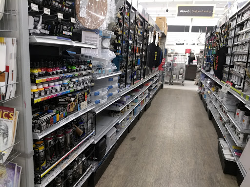 Craft Store «Michaels», reviews and photos, 130 Lincoln Square, Arlington, TX 76011, USA