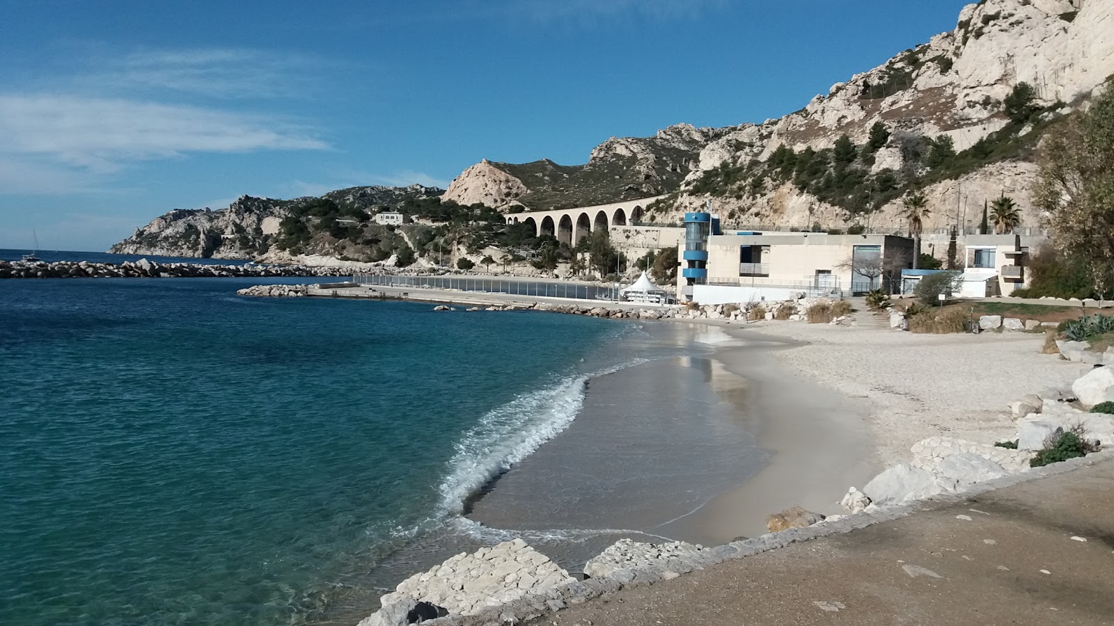 Plage De La Lave Beach On The Map With Photos And Reviews Beachsearcher Com