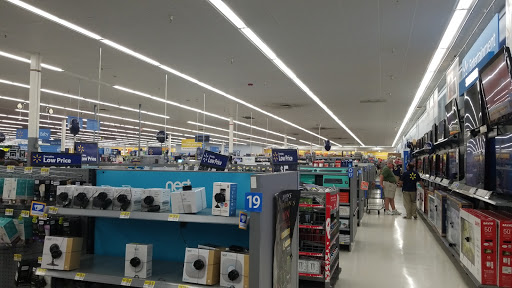 Department Store «Walmart Supercenter», reviews and photos, 5555 20th St, Vero Beach, FL 32966, USA