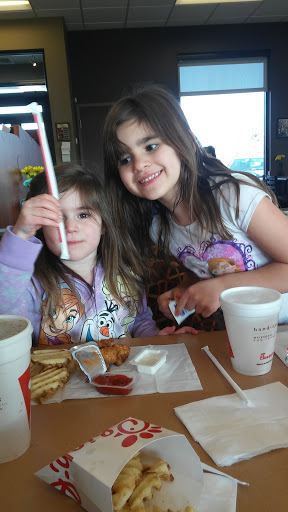 Fast Food Restaurant «Chick-fil-A», reviews and photos, 301 E Loop Rd, Wheaton, IL 60189, USA