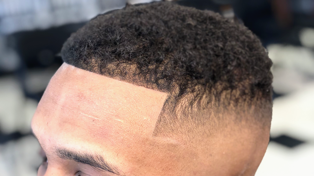 Good looks Barbershop 25401