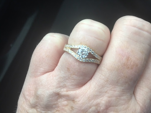 Jewelry Store «Jewelry By Designs», reviews and photos, 2932 Prince William Pkwy, Woodbridge, VA 22192, USA