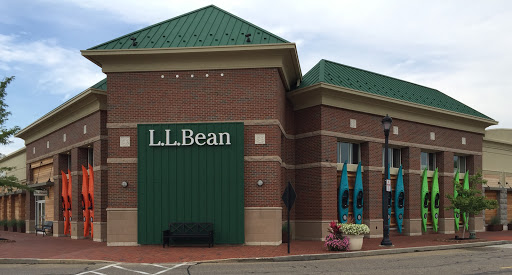 Clothing Store «L.L. Bean», reviews and photos, 25225 Cedar Rd, Lyndhurst, OH 44124, USA