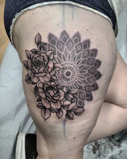 Explore independent tattoo ideas, creative tattoo ideas in Lewisburg, available at Rose and Dagger Tattoo