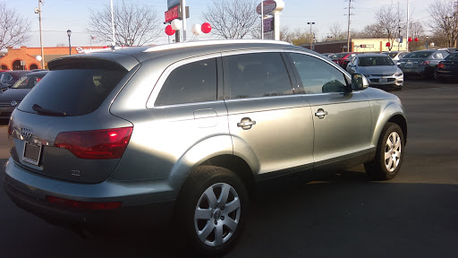 Used Car Dealer «GMT Auto Sales», reviews and photos, 225 N Hwy 67, Florissant, MO 63031, USA