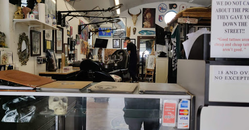 Tattoo Shop «tattoo los angeles Ocean Front Tattoo», reviews and photos, 1201 Ocean Front Walk, Venice, CA 90291, USA