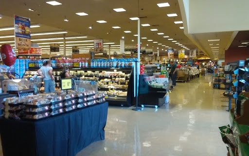 Grocery Store «Safeway», reviews and photos, 2808 Country Club Blvd, Stockton, CA 95204, USA