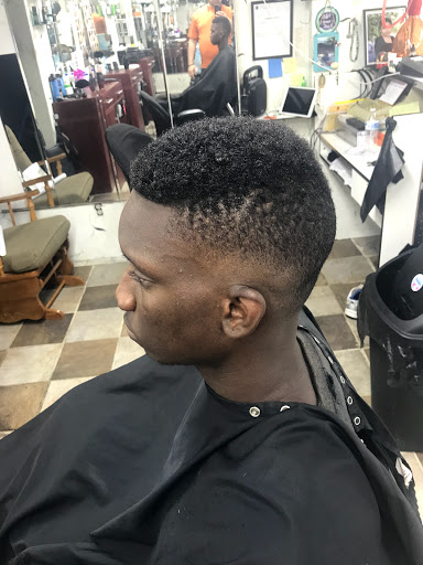 Barber Shop «New York Barber Shop», reviews and photos, 87 N Beverwyck Rd # B, Lake Hiawatha, NJ 07034, USA