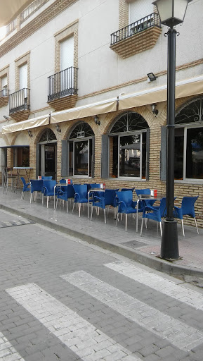 CAFÉ BAR OASIS en Fuentes de Andalucía
