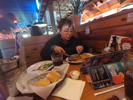 Shopping Mall «Gateway Shopping Center», reviews and photos, 1030 U.S. 9, Parlin, NJ 08859, USA