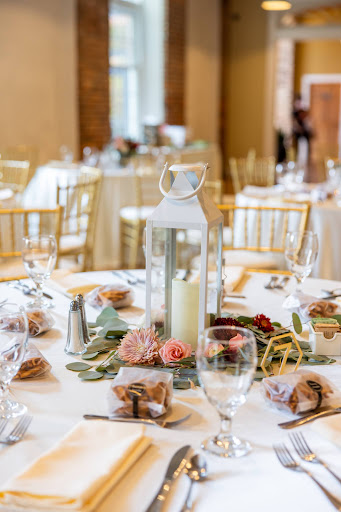 Florist «Sedgefield Florist», reviews and photos, 5002 High Point Rd a, Greensboro, NC 27407, USA