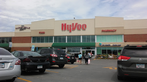 Supermarket «Hy-Vee», reviews and photos, 2323 W Broadway, Council Bluffs, IA 51501, USA