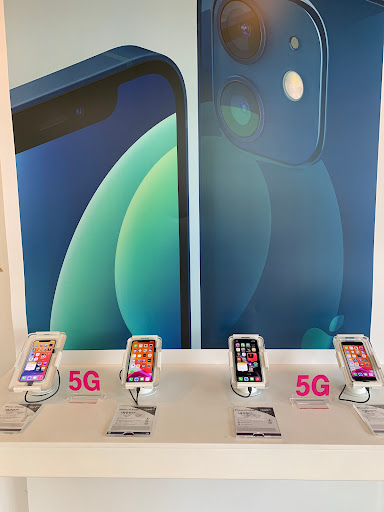 Cell Phone Store «MetroPCS Authorized Dealer», reviews and photos, 111 S Broadway St, New Philadelphia, OH 44663, USA