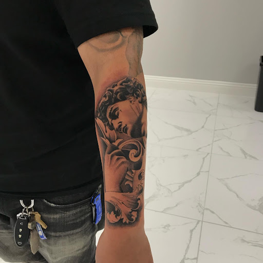 Book Store «Trents Bookshelf», reviews and photos, 8139 Elk Grove Blvd, Elk Grove, CA 95758, USA