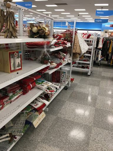 Clothing Store «Ross Dress for Less», reviews and photos, 14251 Farm to Market 2920, Tomball, TX 77377, USA