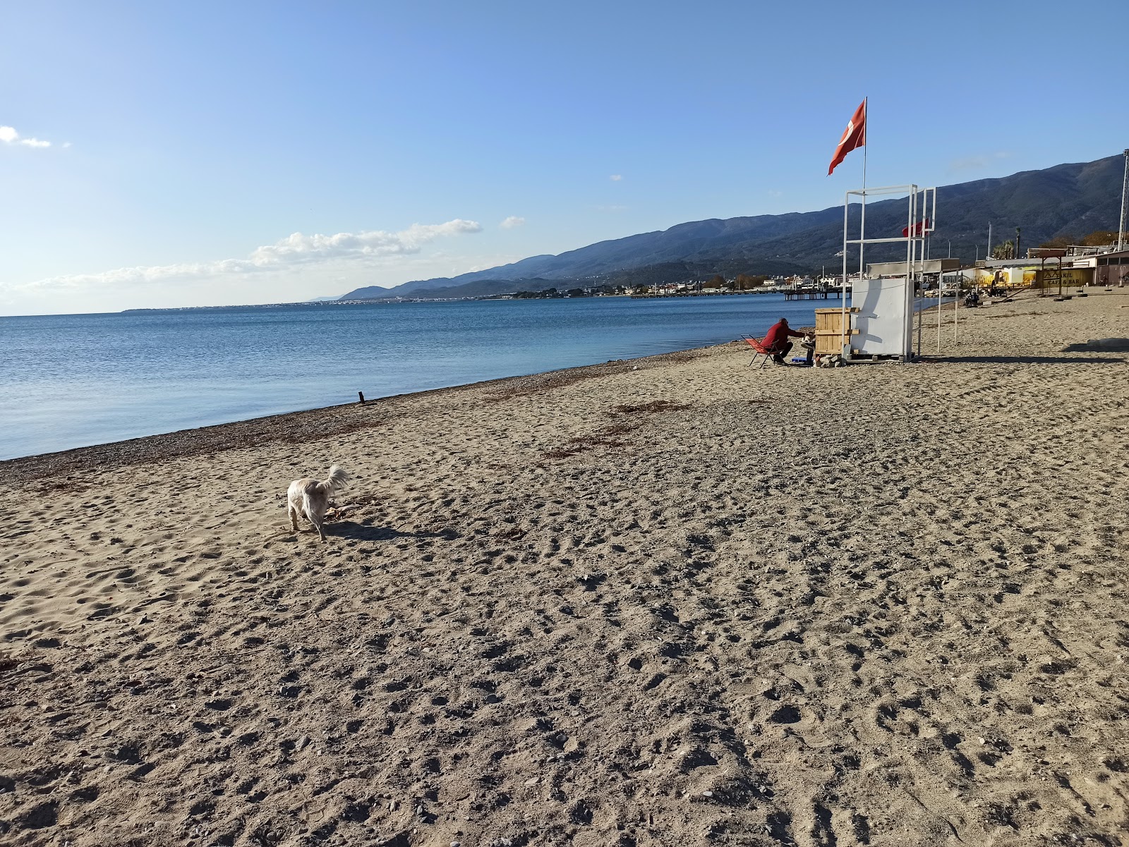 Foto de Akcay beach con playa recta