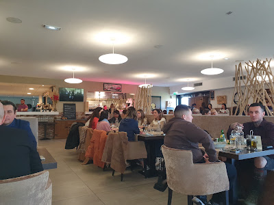 Le Complexe Manosque (Restaurant - Foot a 5 - Bowling) à Manosque
