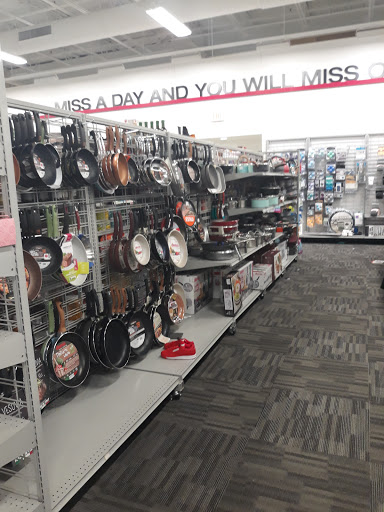 Clothing Store «Burlington Coat Factory», reviews and photos, 1300 N Larkin Ave, Joliet, IL 60435, USA