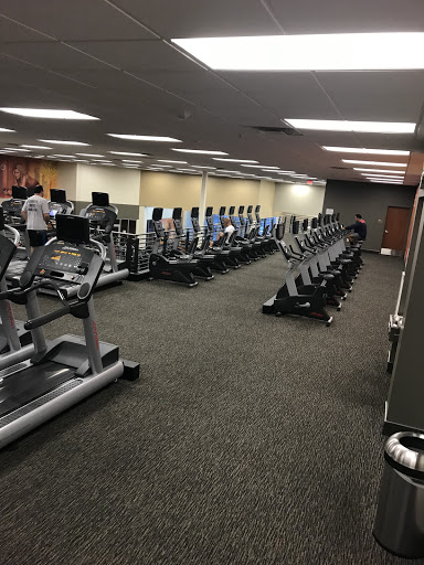 Gym «LA Fitness», reviews and photos, 1611 S Robert St, West St Paul, MN 55118, USA