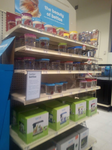 Pet Supply Store «PetSmart», reviews and photos, 4230 Pueblo Fwy, Pueblo, CO 81008, USA