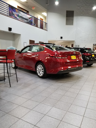 Car Dealer «Luther Nissan Kia», reviews and photos, 1470 50th St E, Inver Grove Heights, MN 55077, USA