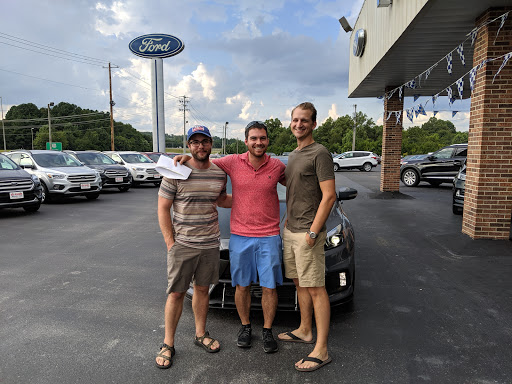 Ford Dealer «Edd Rogers Valley Ford», reviews and photos, 111 Auto Ln, Sparta, TN 38583, USA