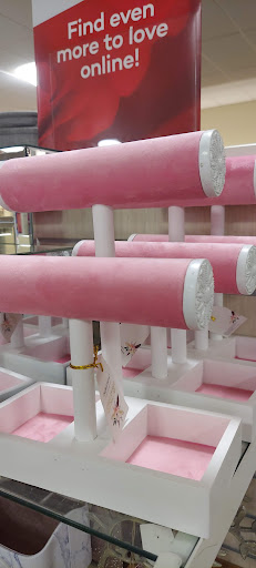 Department Store «T.J. Maxx & HomeGoods», reviews and photos, 2314 Remi Dr, Melbourne, FL 32940, USA