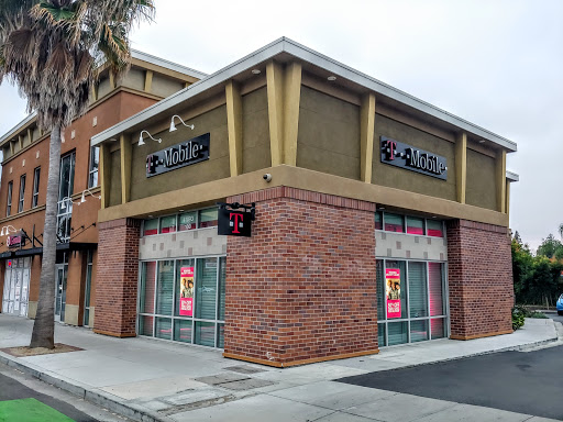 Cell Phone Store «T-Mobile», reviews and photos, 41093 Fremont Blvd #104, Fremont, CA 94538, USA