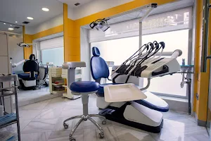 Clínica Dental Adeslas Majadahonda image
