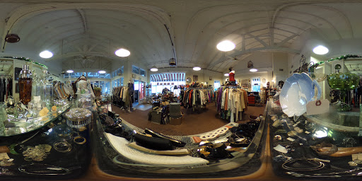 Thrift Store «BON MARCHE THRIFT STORE-PLAZA», reviews and photos, 539 1st St W, Sonoma, CA 95476, USA
