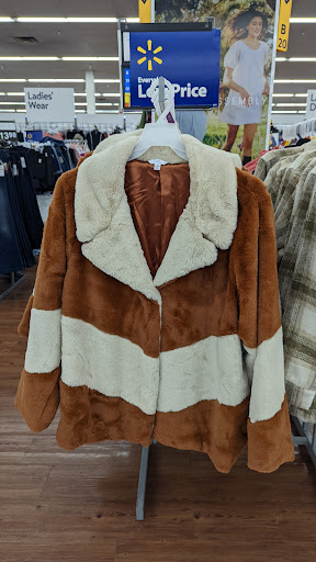 Department Store «Walmart Supercenter», reviews and photos, 2897 Veterans Memorial Pkwy, St Charles, MO 63303, USA