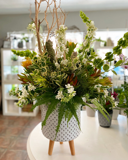 Florist «Crescent Floral & Gifts», reviews and photos, 2140 Wealthy St SE, Grand Rapids, MI 49506, USA