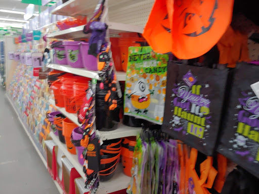 Dollar Store «Dollar Tree», reviews and photos, 2375 S Hwy 27, Clermont, FL 34711, USA