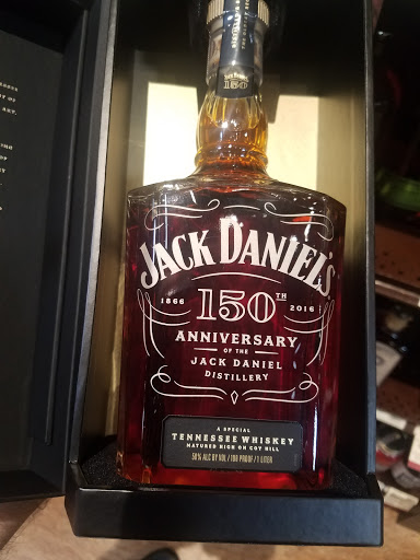 Liquor Store «Ardmore Wine & Spirits Shop», reviews and photos, 62 Greenfield Ave, Ardmore, PA 19003, USA