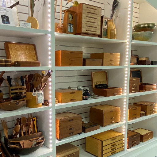 Gift Shop «J. Fenton Gallery», reviews and photos, 110 S Henry St, Williamsburg, VA 23185, USA