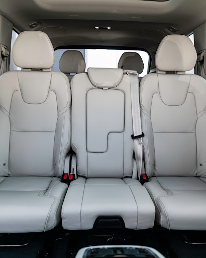 Car Dealer «Riley Volvo Cars Stamford», reviews and photos, 107 Myrtle Ave, Stamford, CT 06902, USA