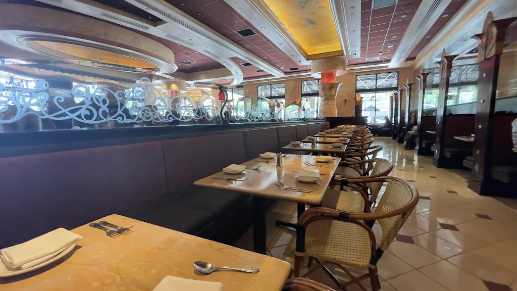 The Cheesecake Factory 77380