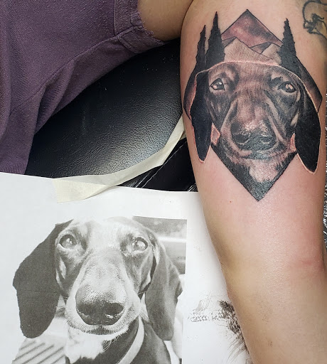 Tattoo Shop «Sacred Tiki Tattoo Studio», reviews and photos, 129 S Church St, Visalia, CA 93291, USA